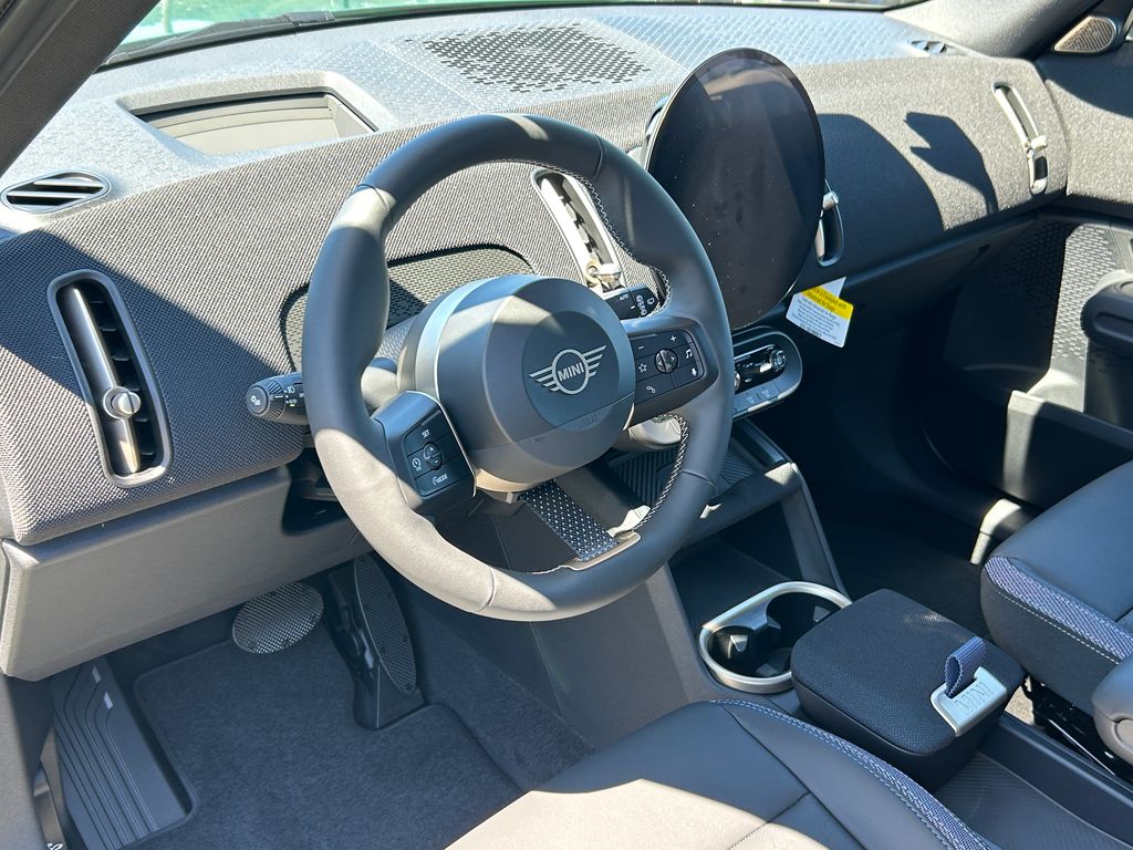 Thumbnail: 2025 MINI Cooper Countryman - 13
