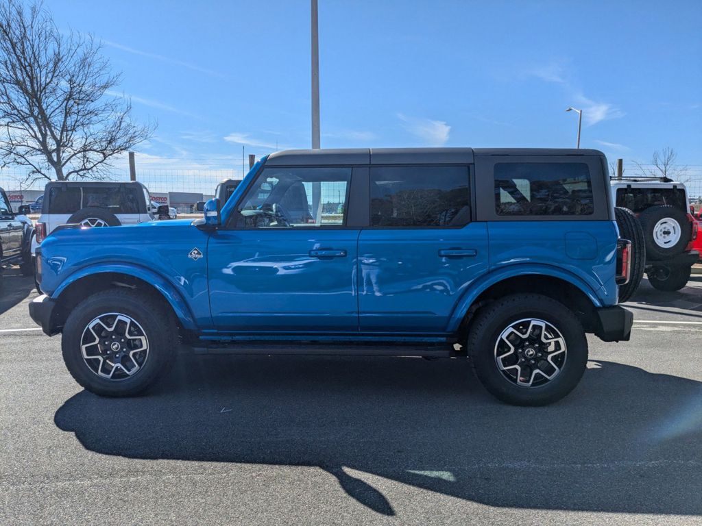 2024 Ford Bronco Outer Banks