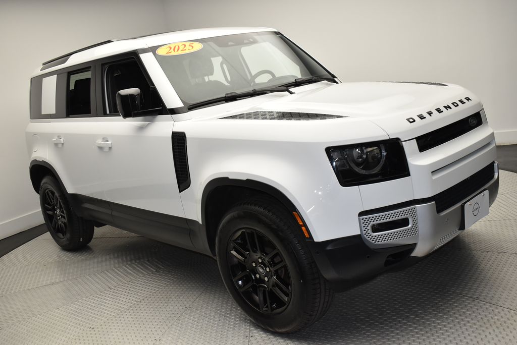 Thumbnail: 2025 Land Rover Defender - 3