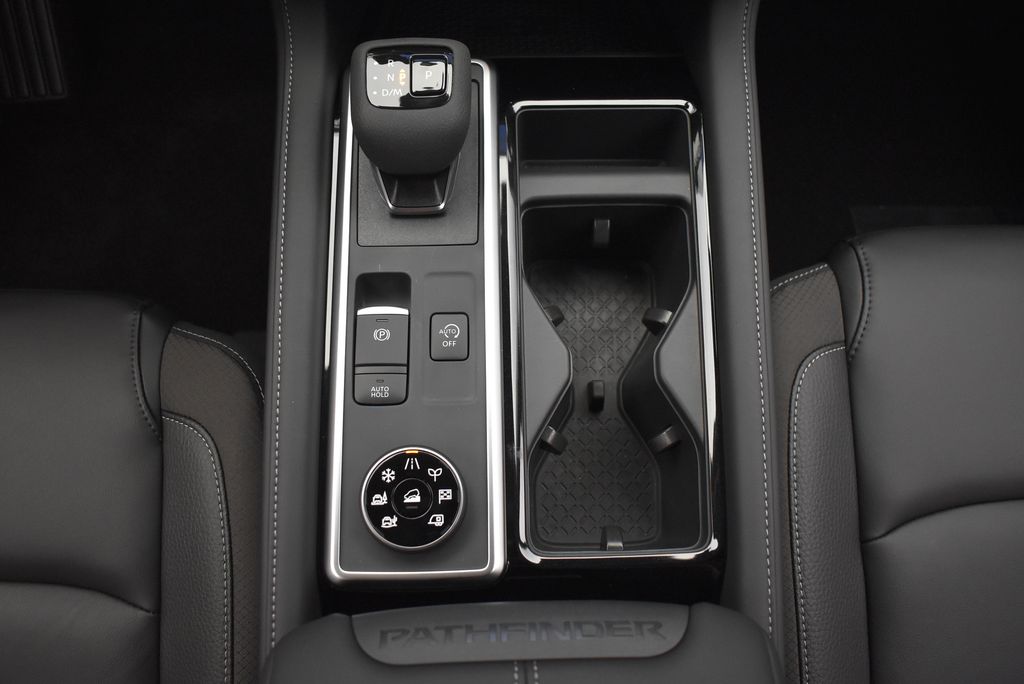 Thumbnail: 2025 Nissan Pathfinder - 30