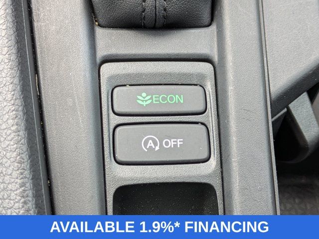Certified Used 2025 White Honda SE image 31