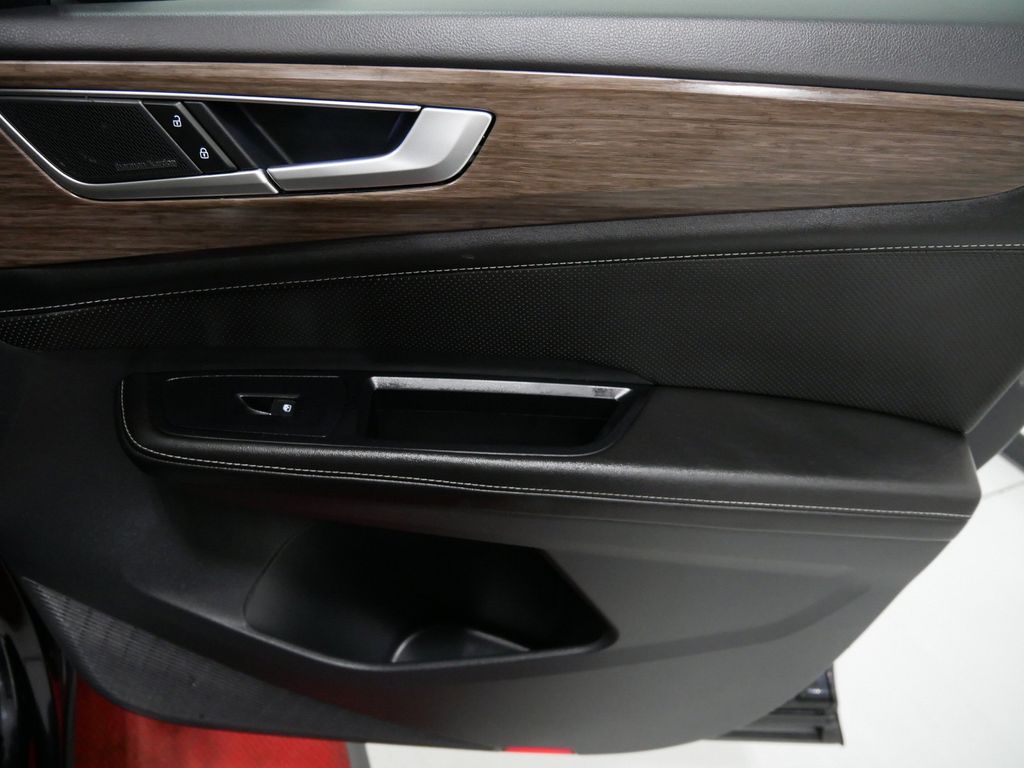 Used 2025 Volkswagen Atlas SUV
