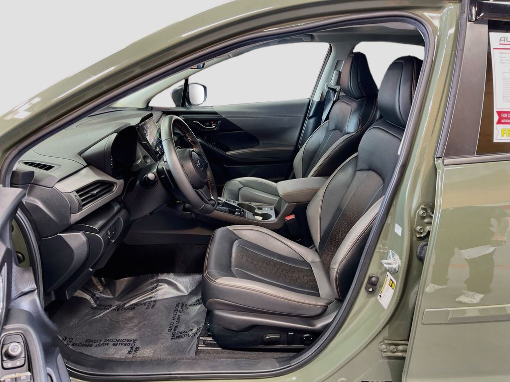 Used 2024 Alpine Green Subaru Limited image 21