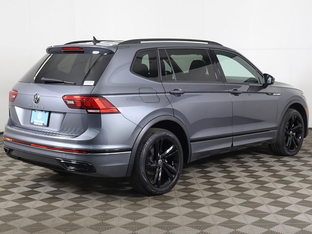 Used 2023 Gray Volkswagen 2.0T SE R-Line Black image 10