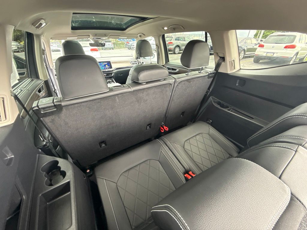 2025 Volkswagen Atlas 2.0T SEL Premium R-Line Gray at Subaru and VW of Moon Township