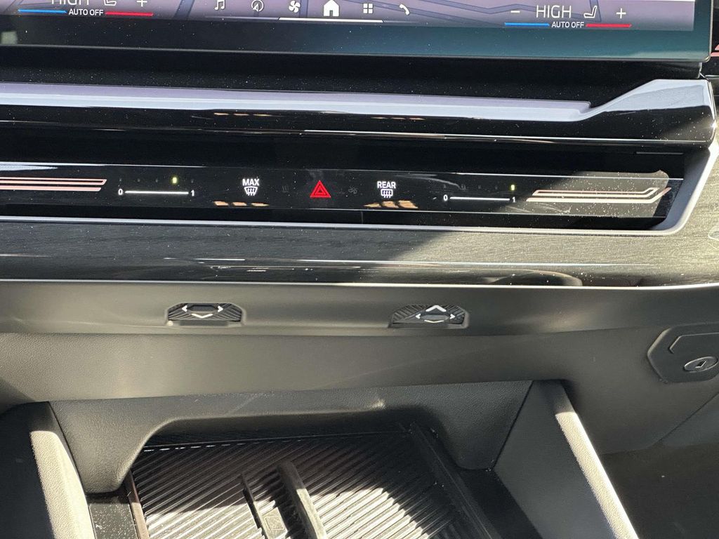 2024 BMW 5 Series 530i xDrive 11