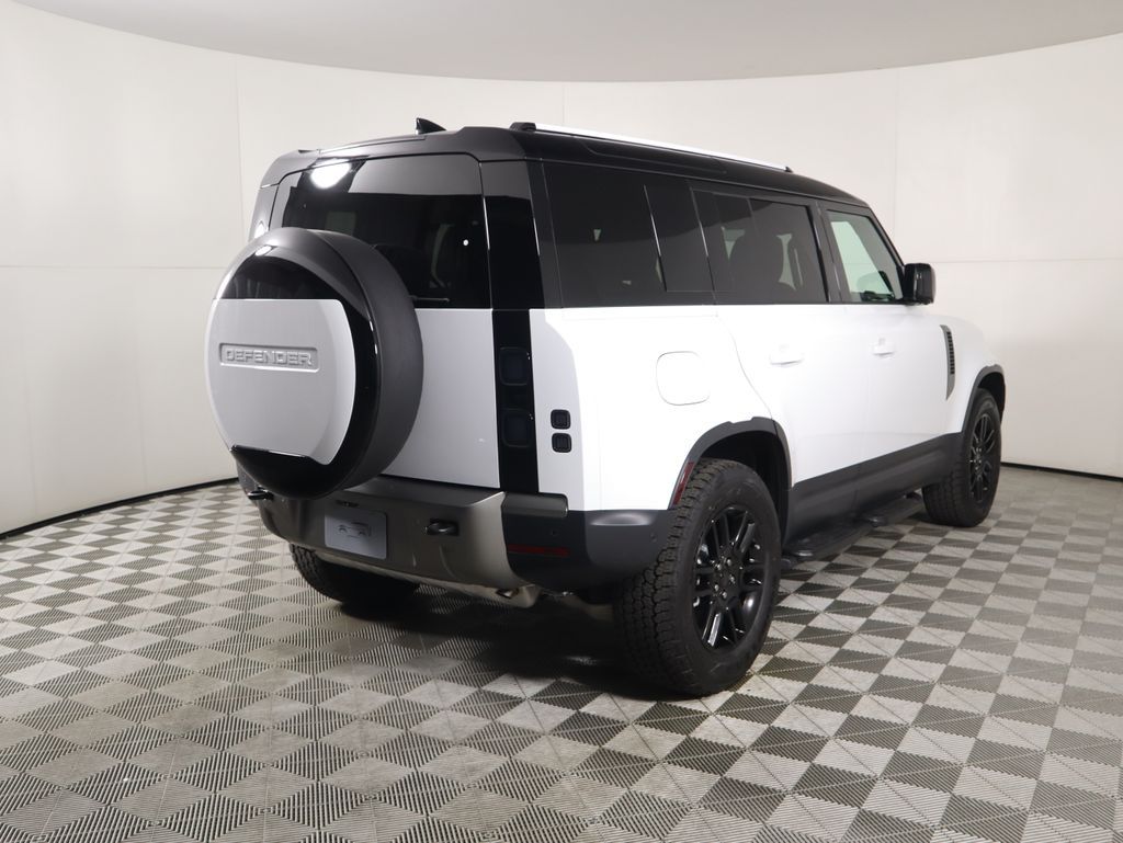 Thumbnail: 2026 Land Rover Defender - 5