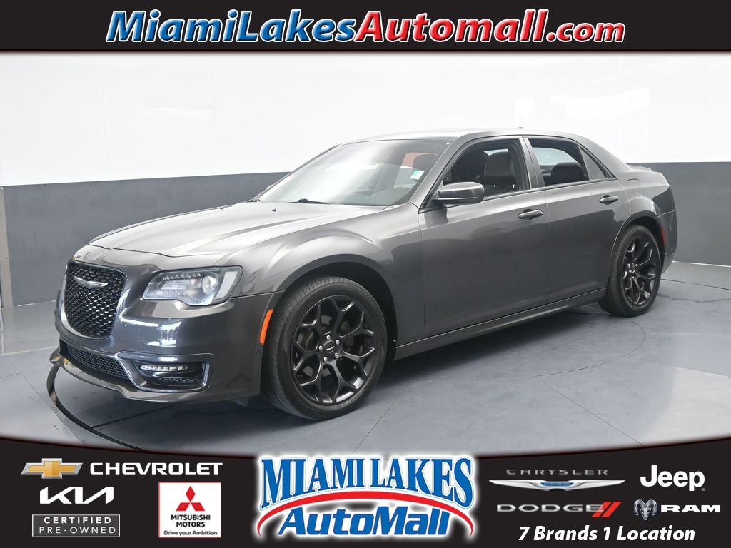 2020 Chrysler 300
