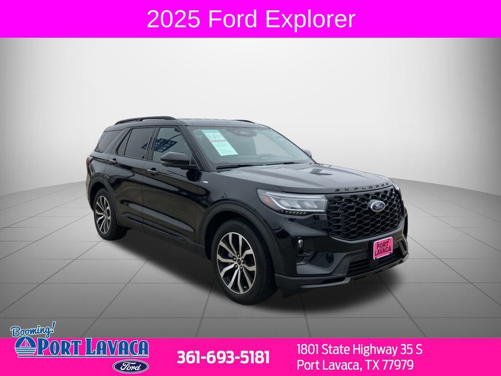 2025 Ford Explorer ST-Line RWD