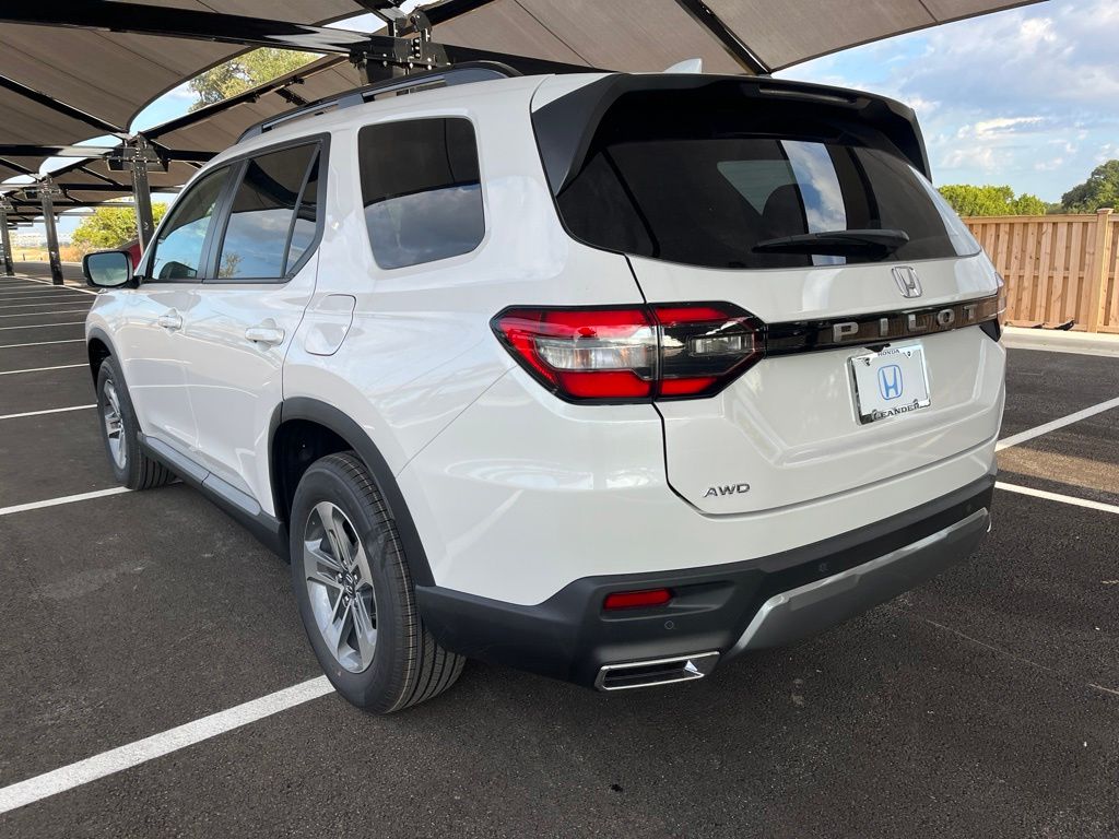 Thumbnail: 2026 Honda Pilot - 4