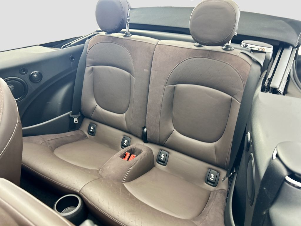 Thumbnail: 2016 MINI Cooper - 17