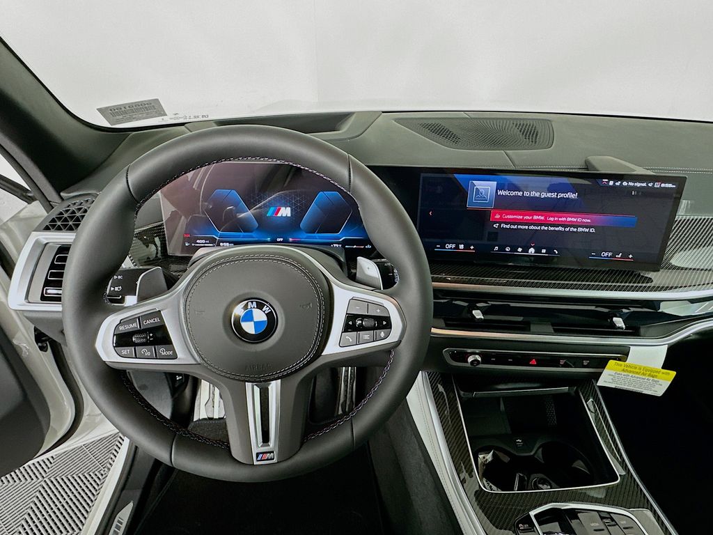 2026 BMW X5 M60i 10