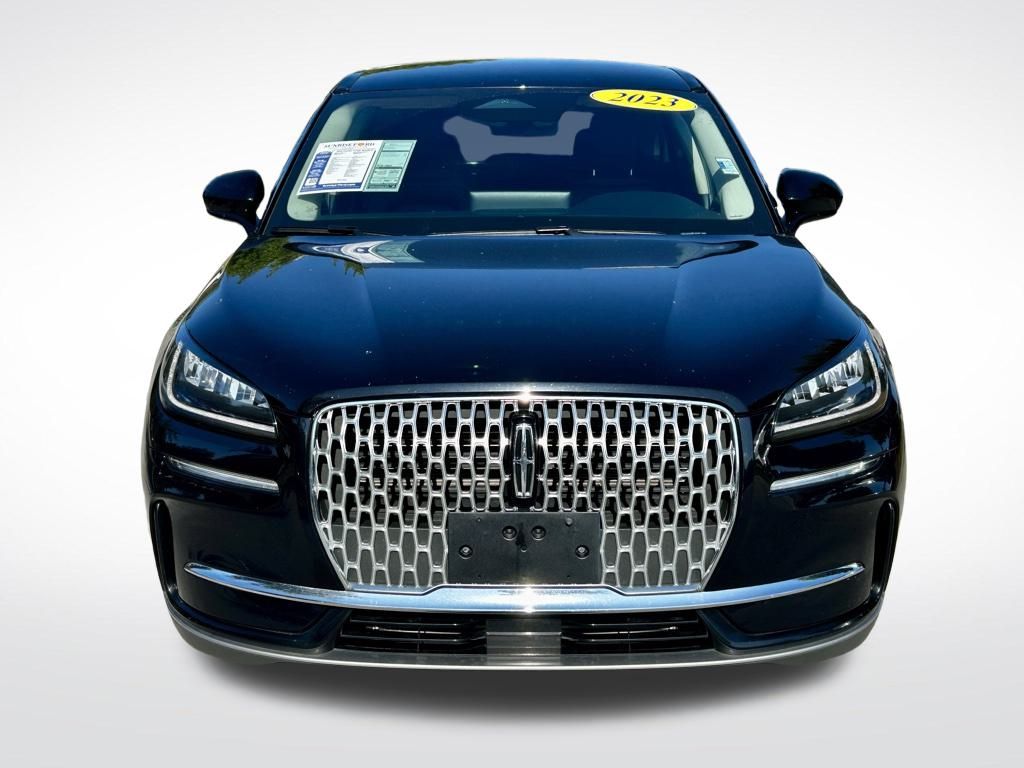 2023 Lincoln Corsair Base's photo