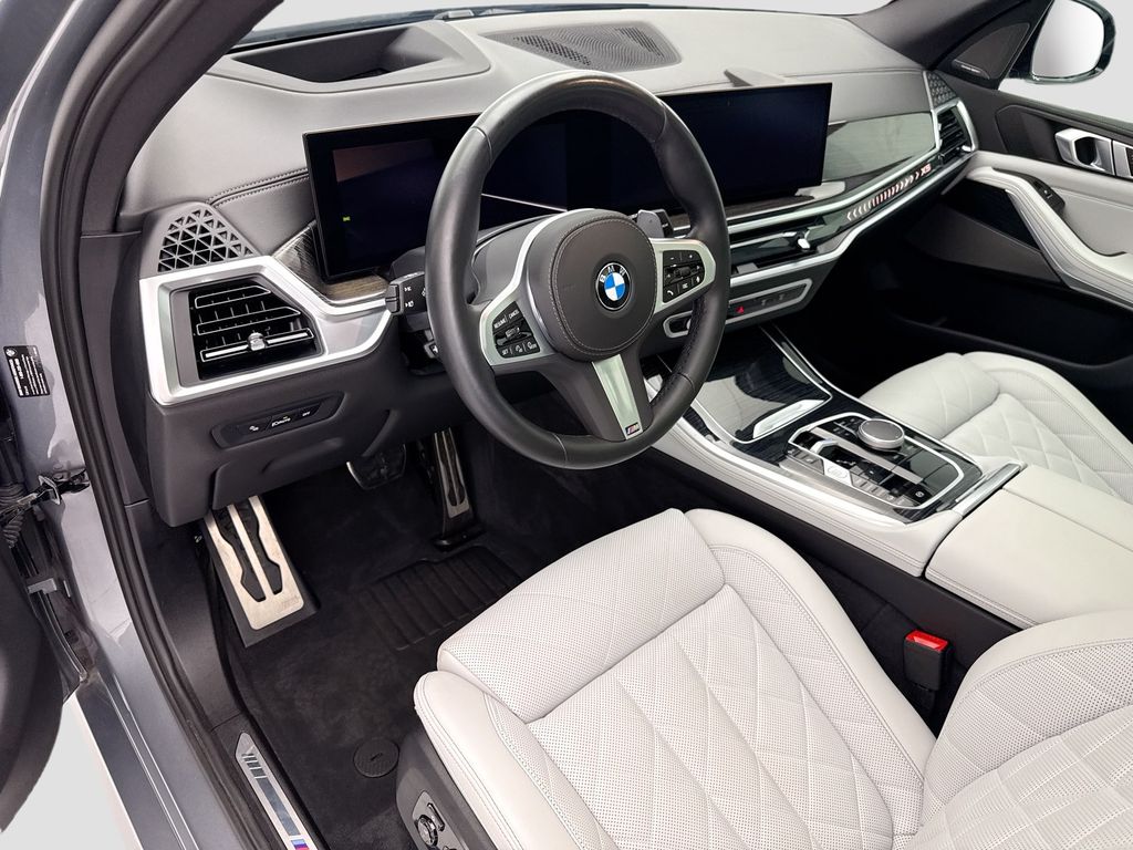 Thumbnail: 2024 BMW X5 - 9
