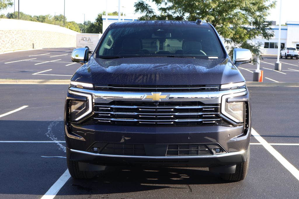 Thumbnail: 2025 Chevrolet Suburban - 2