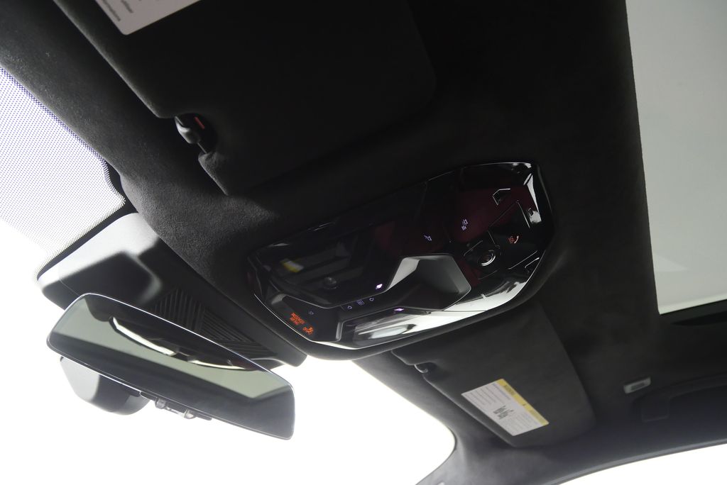 Thumbnail: 2026 BMW 5 Series - 23