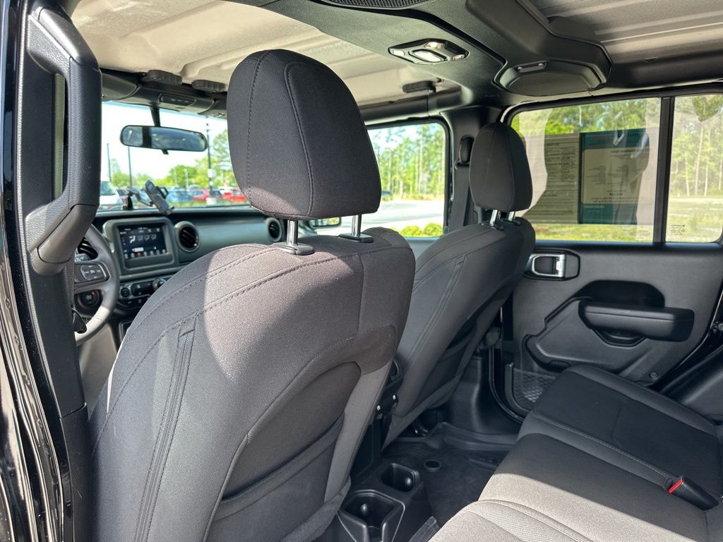 2023 Black Clearcoat Jeep Gladiator Sport 4X4 Truck