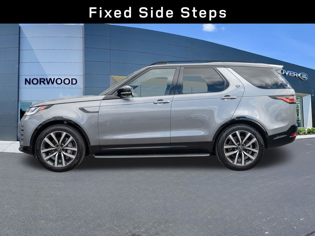 View vehicle photo 7