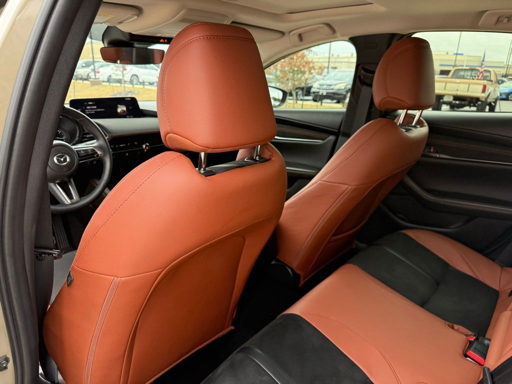 Thumbnail: 2025 Mazda Mazda3 - 22