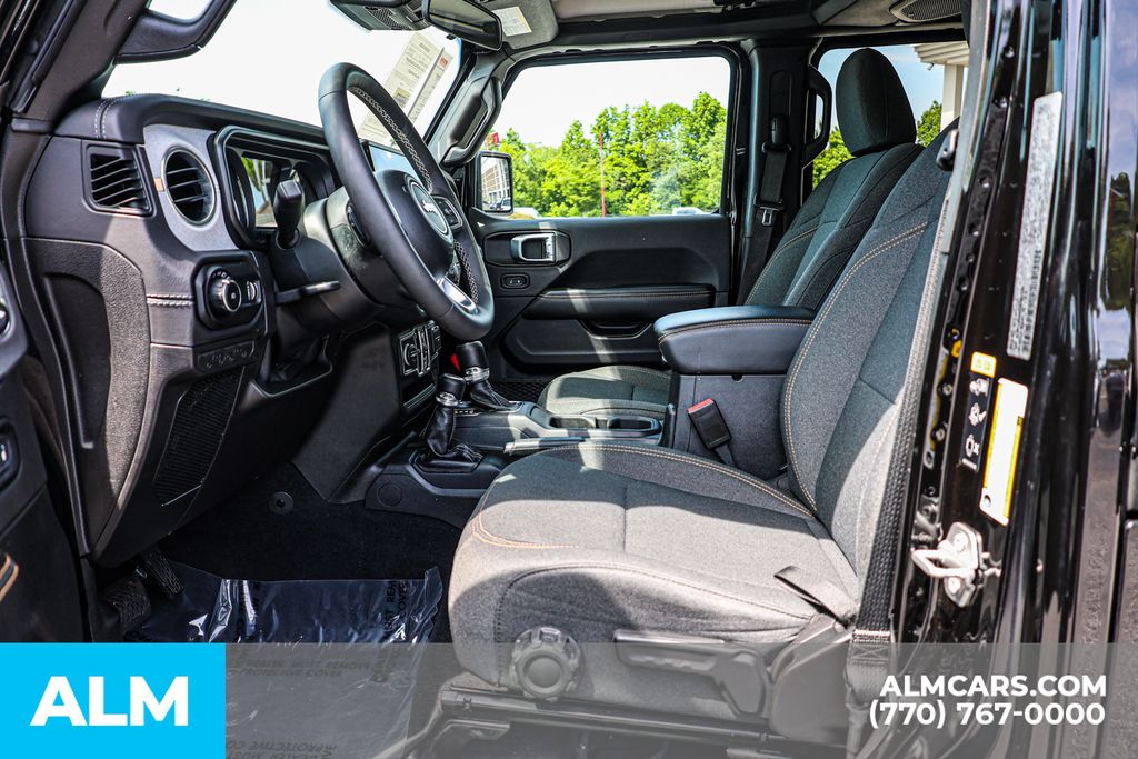 Used 2025 Black Jeep Sahara / MT Certified image 18