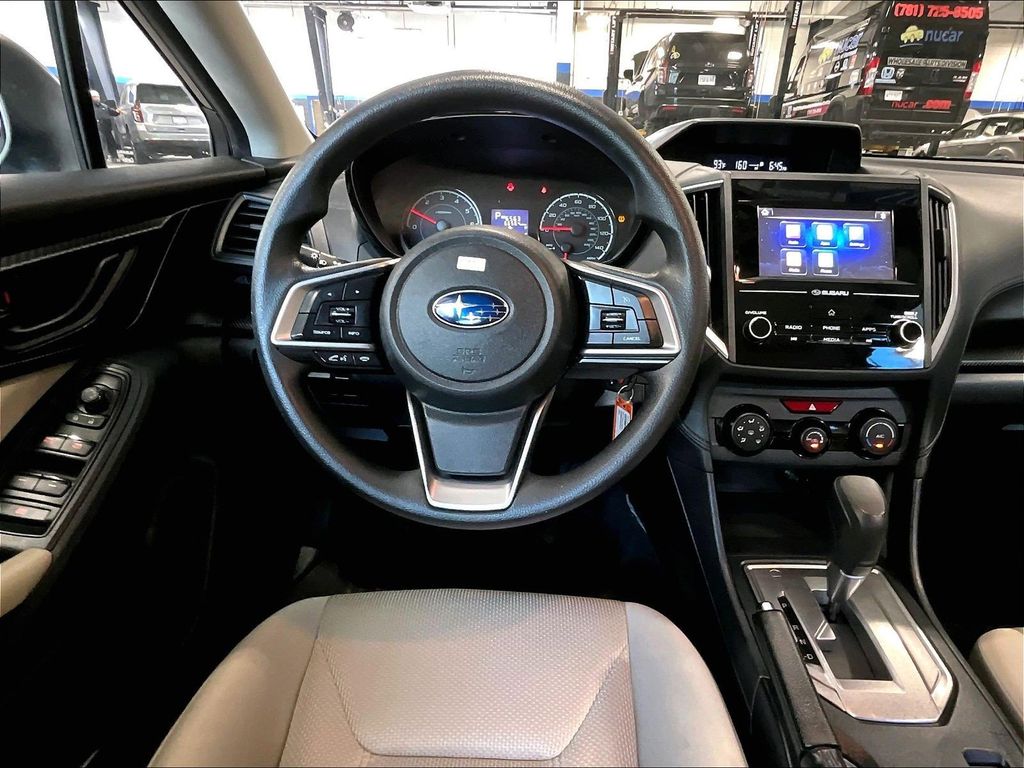 2017 Subaru Impreza — photo 18