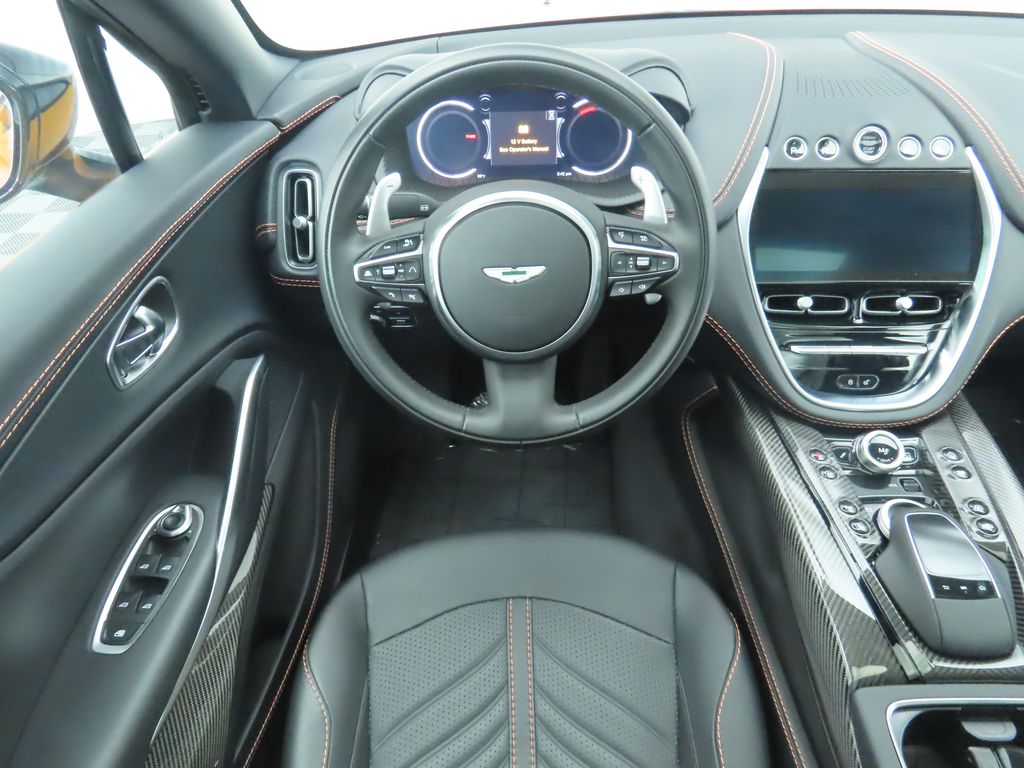 2023 Aston Martin DBX 707 10