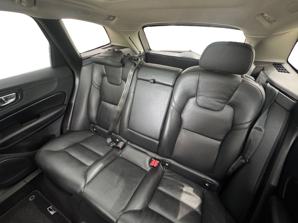 Used Car 2023 Volvo Xc60 Recharge Plug-in Hybrid  T8 Plus Bright Theme For Sale Under $40,000 In Round Rock, Texas