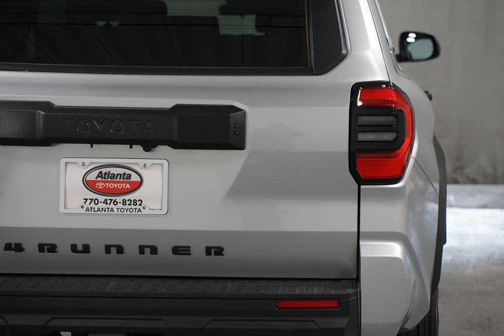 Thumbnail: 2025 Toyota 4Runner - 10