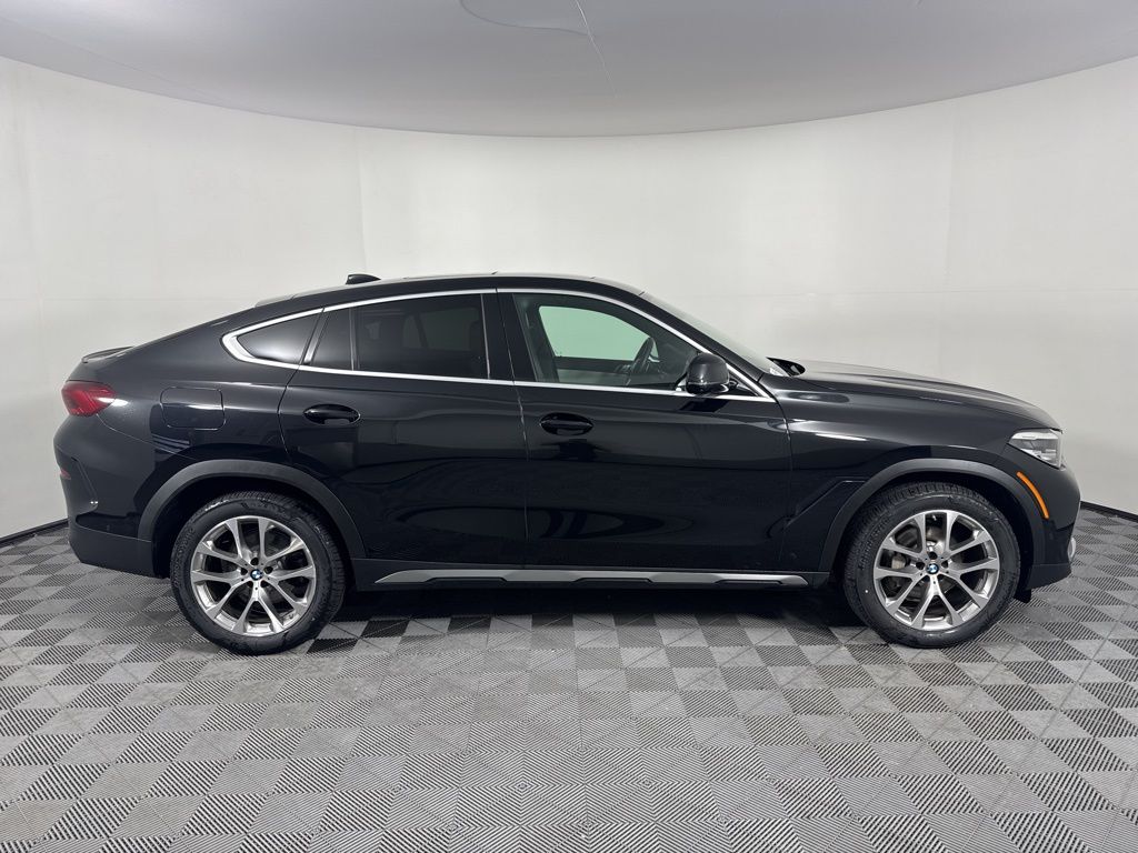 Thumbnail: 2023 BMW X6 - 4