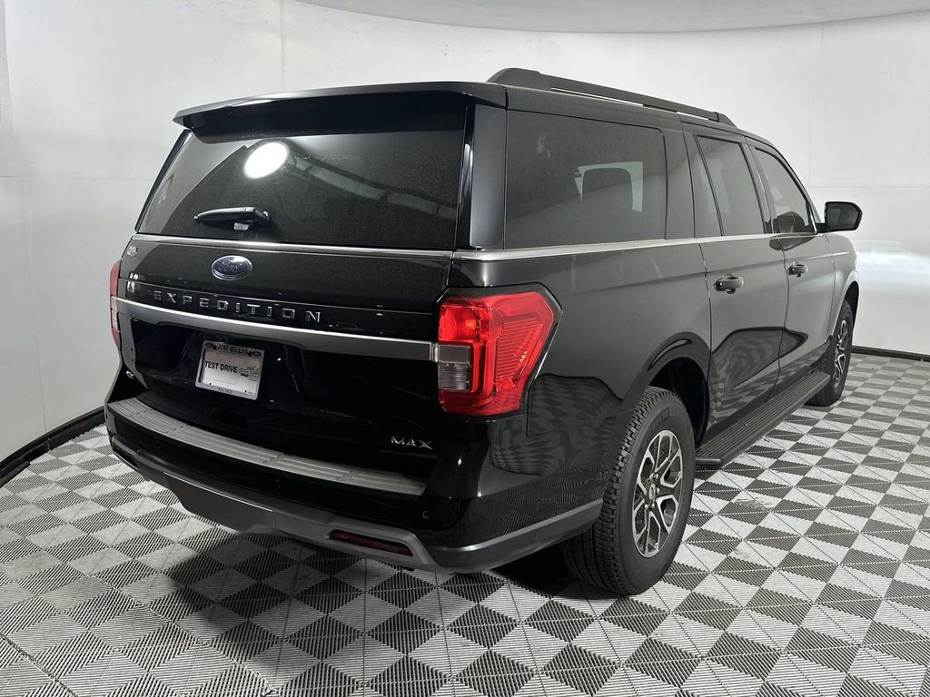 2024 Ford Expedition Max XLT 7