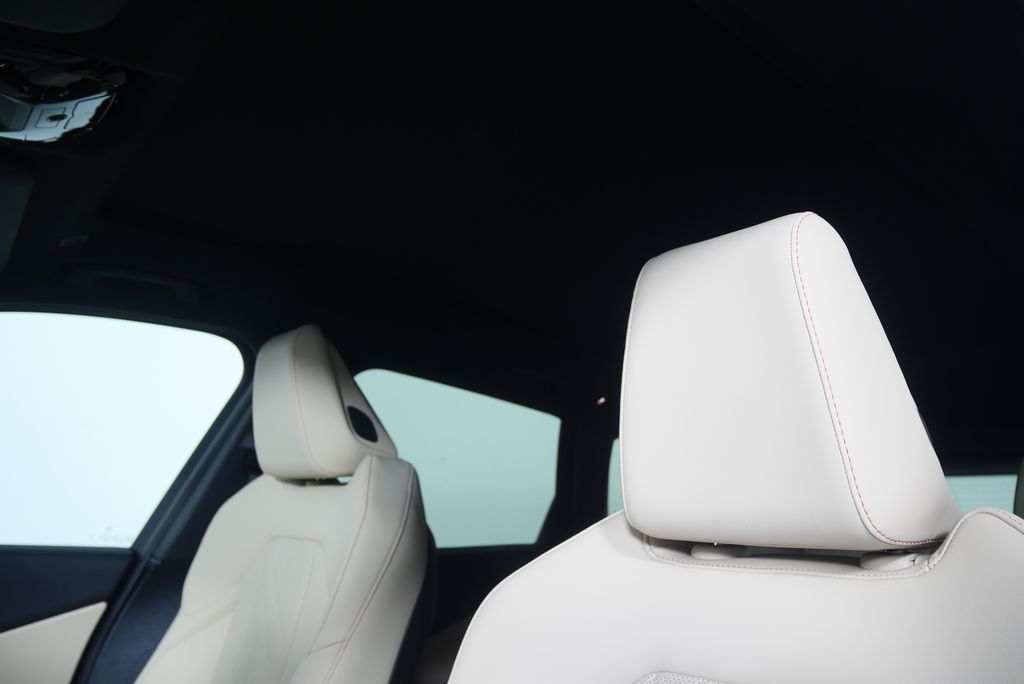 Thumbnail: 2026 BMW X3 - 12