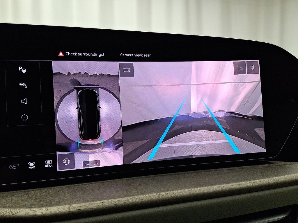 Thumbnail: 2025 Audi Q5 - 12