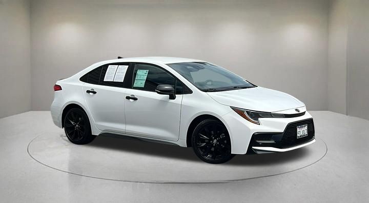 White 2022 Toyota Corolla SE Nightshade Edition FWD Sedan Front-Wheel Drive Continuously Variable Transmission