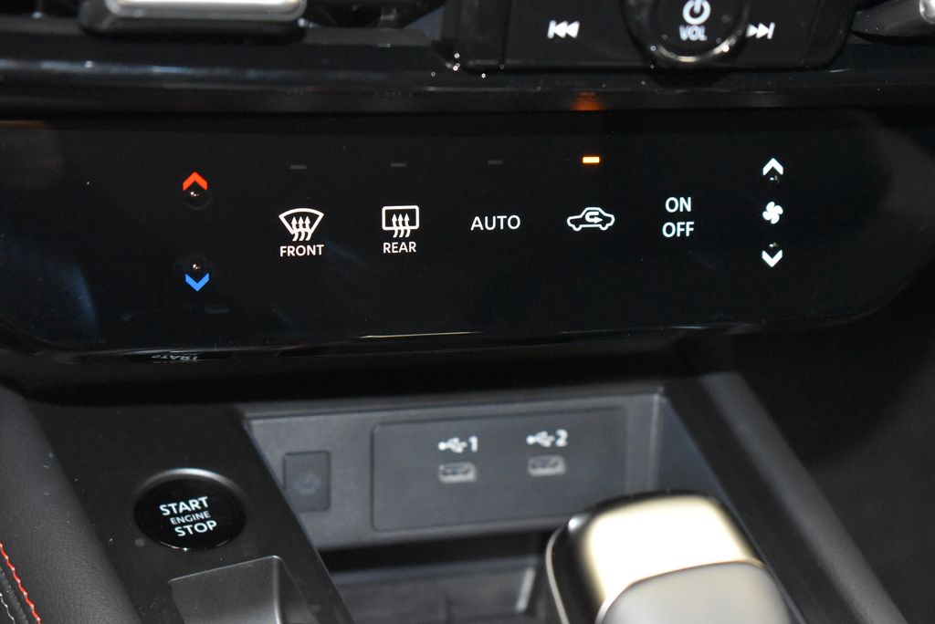 Thumbnail: 2026 Nissan Kicks - 18