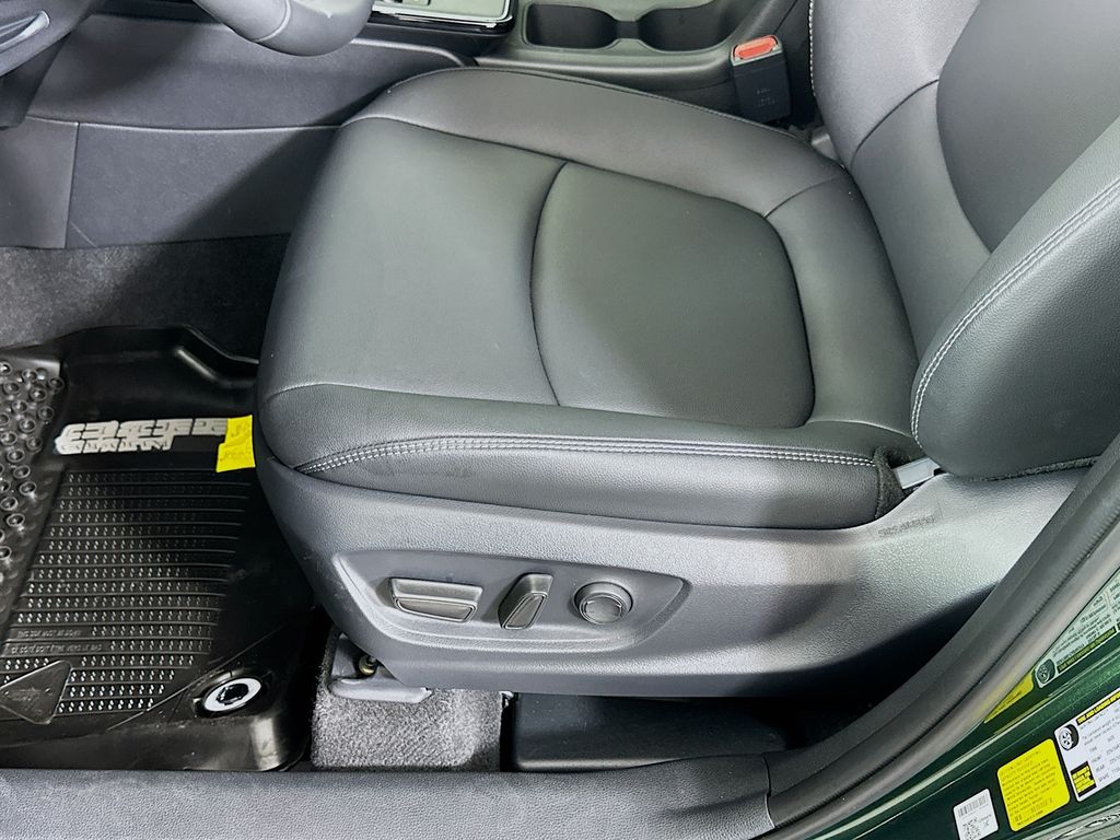 Thumbnail: 2026 Toyota Corolla Cross - 19