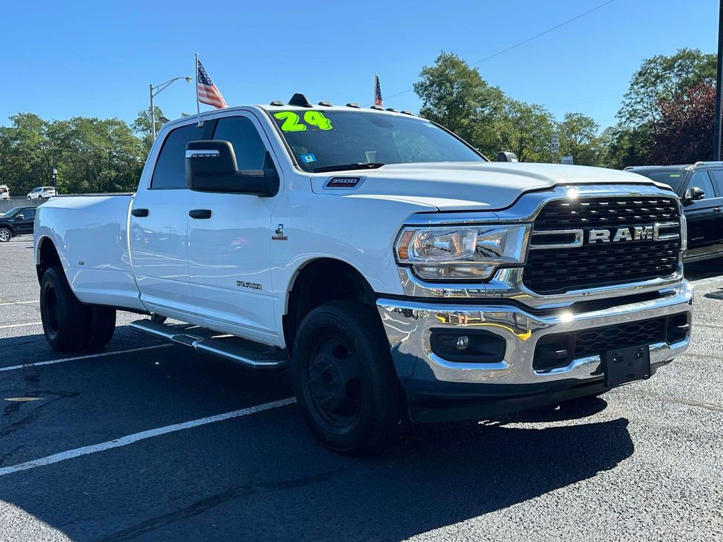  2024 RAM 3500 Big Horn Crew Cab LB DRW 4WD   