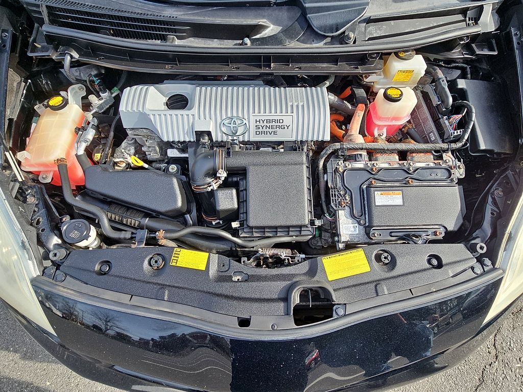 Thumbnail: 2014 Toyota Prius - 27