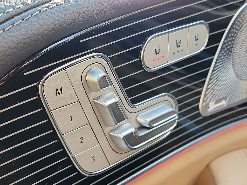 Thumbnail: 2024 Mercedes-Benz GLS - 27