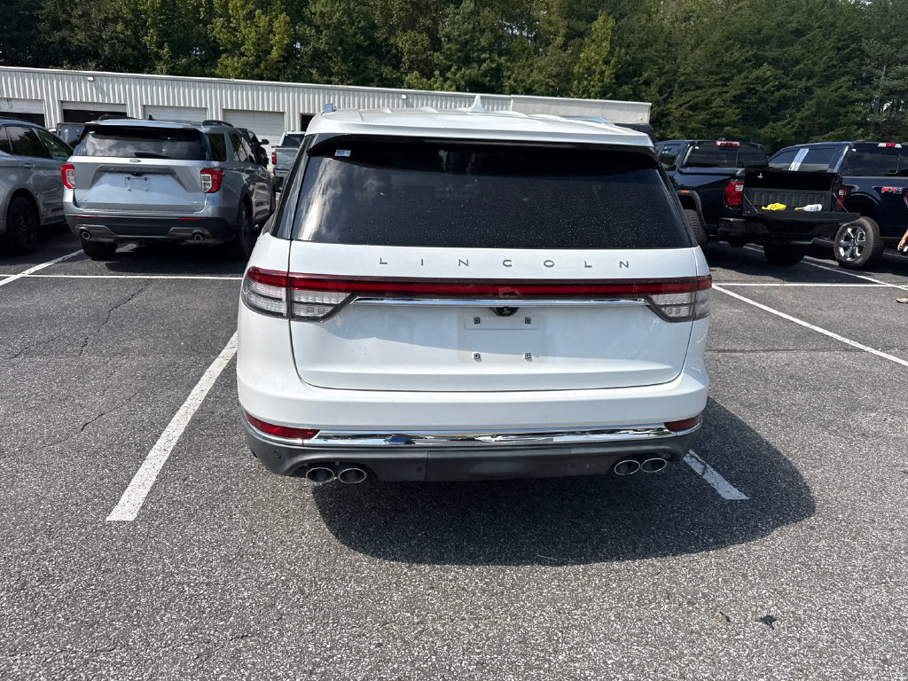 2020 White Lincoln Aviator Reserve AWD SUV