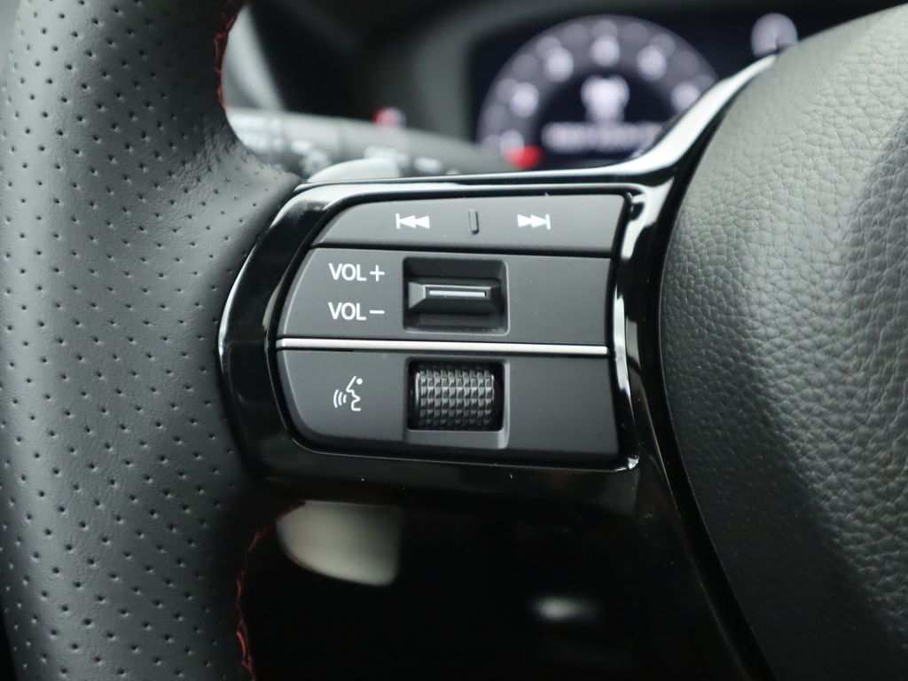 Thumbnail: 2025 Acura ADX - 12