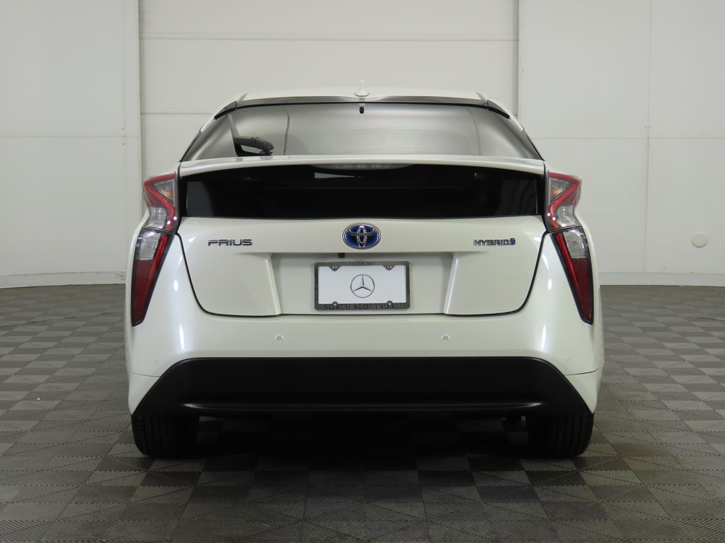2018 Toyota Prius Four 6
