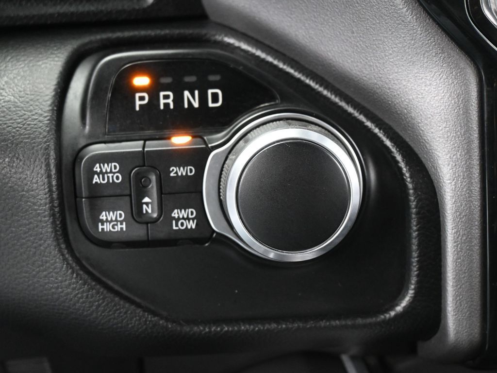 Used 2021 Diamond Black Crystal Pearlcoat Ram Big Horn/Lone Star image 23