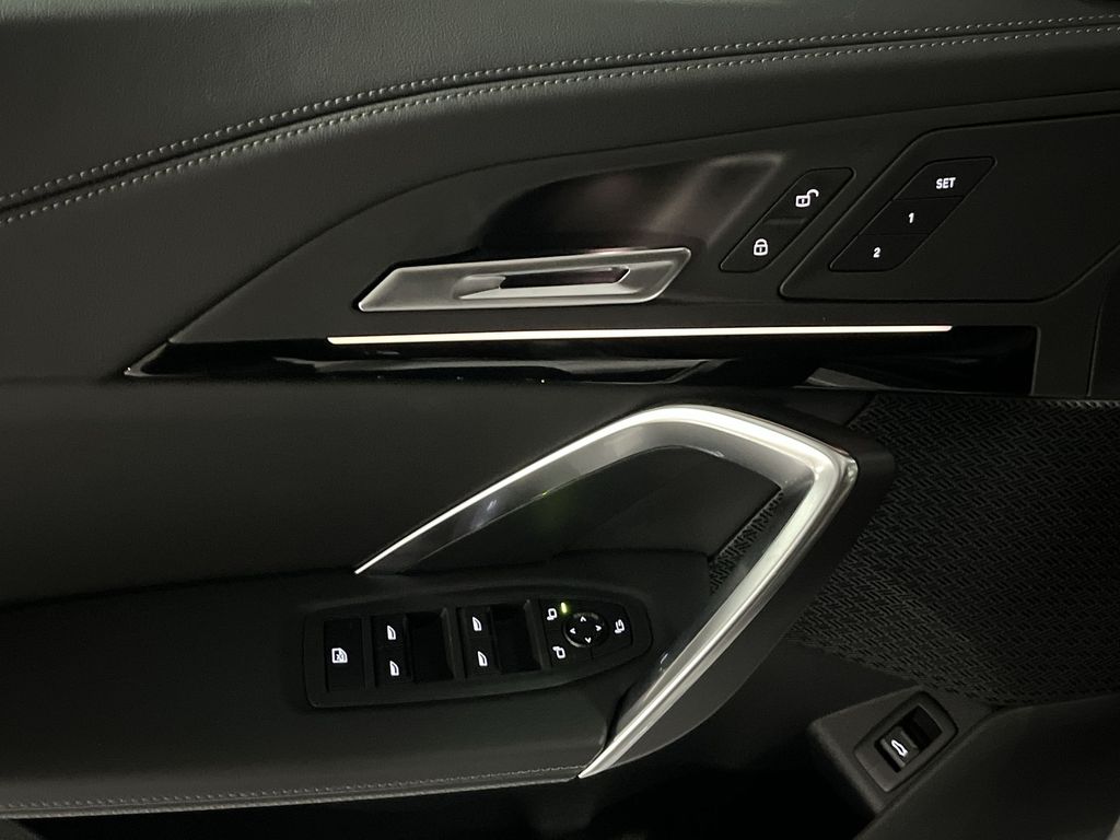 2025 BMW X1 xDrive28i 13