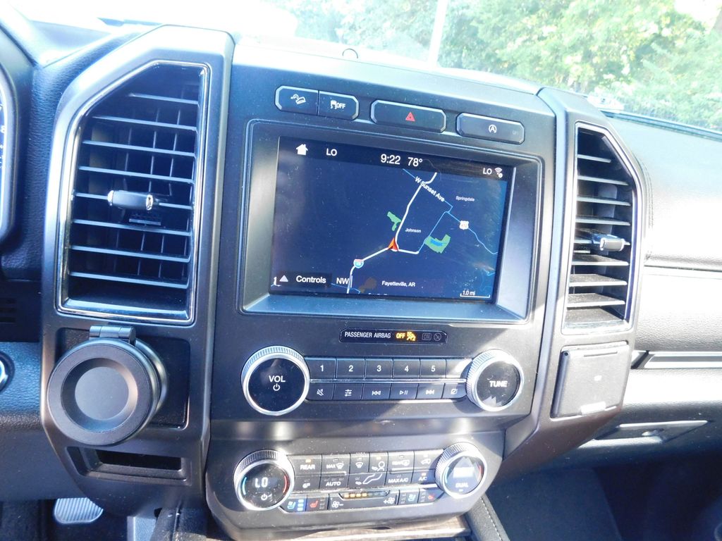 Thumbnail: 2019 Ford Expedition - 9