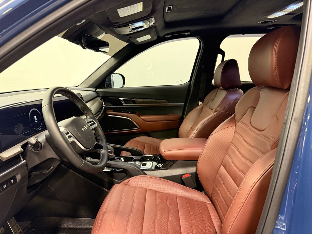 Thumbnail: 2024 Kia Telluride - 10