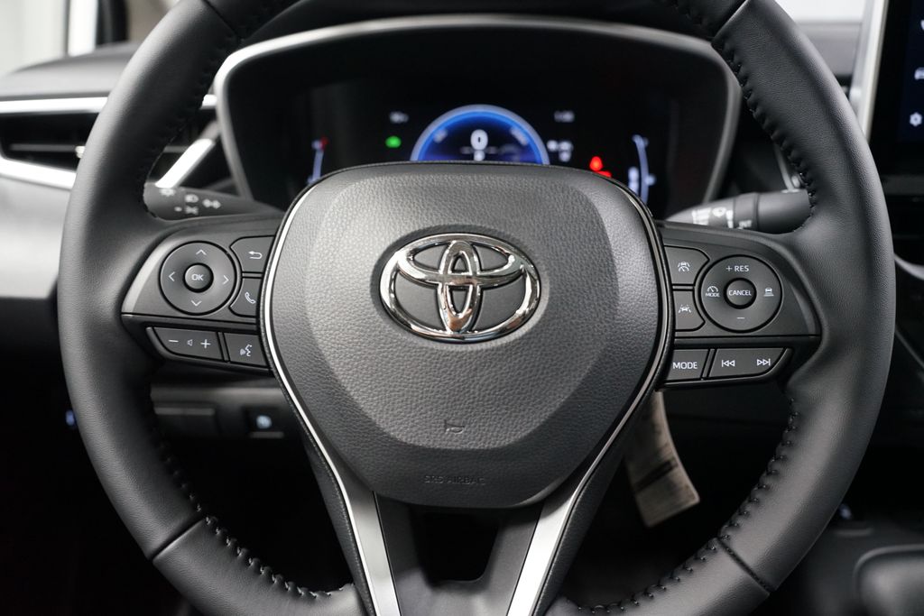 Thumbnail: 2025 Toyota Corolla - 12