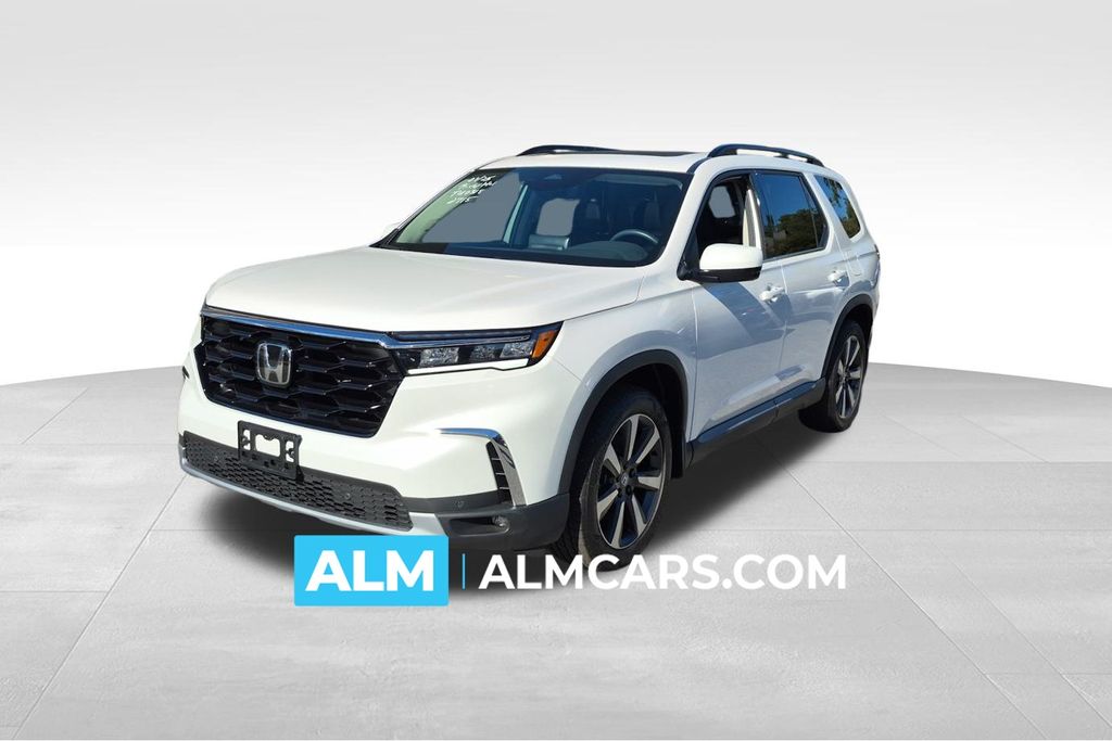 2025 Honda Pilot Touring's photo