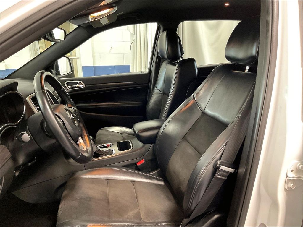 2018 Jeep Grand Cherokee — photo 10