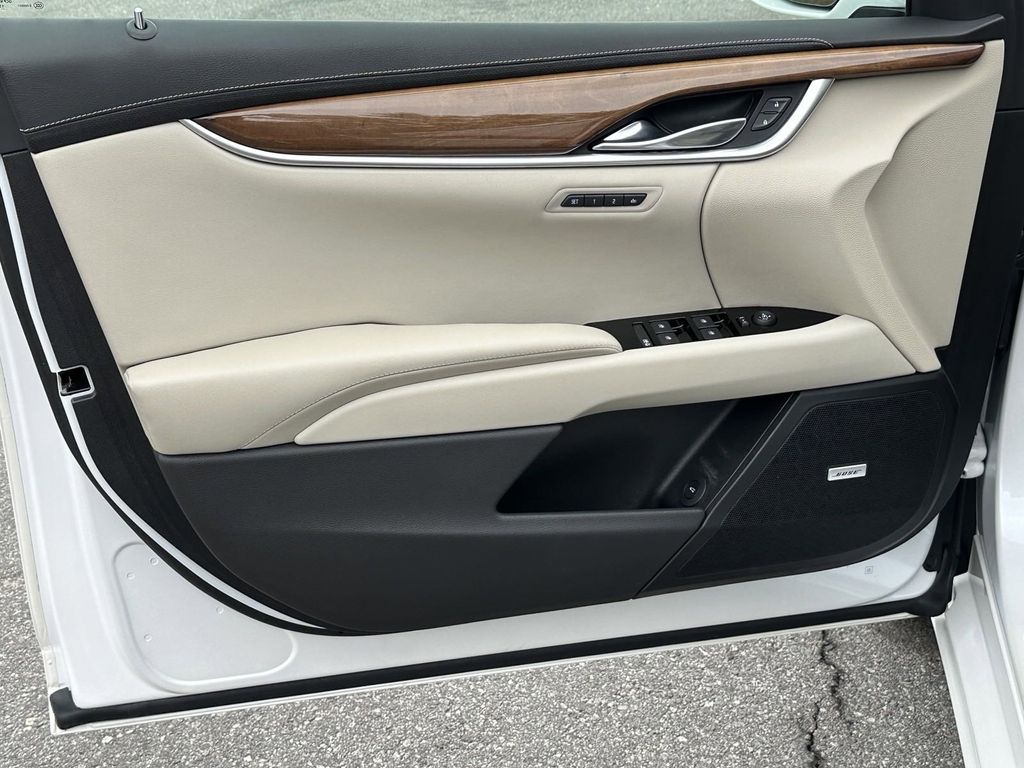 2018 Cadillac XTS Luxury 11