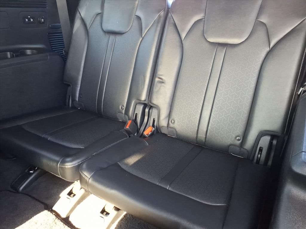 used 2023 Kia Sorento car, priced at $26,500